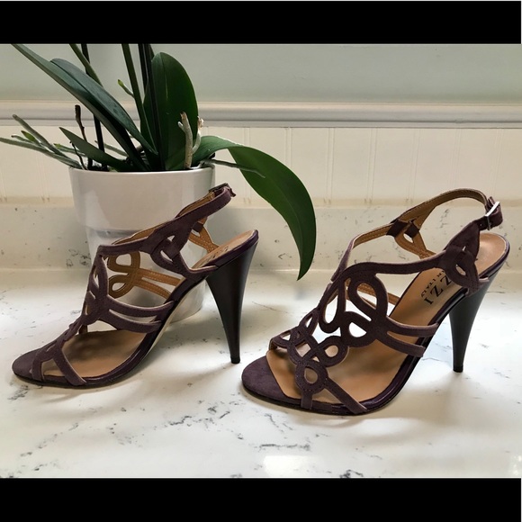 laser-cut high heel sandal - Picture 3 of 6